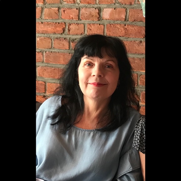 Meet your Posher, Patricia - Picture 1 of 1